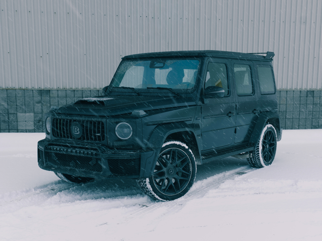 Mercedes-Benz G700 Brabus — Black