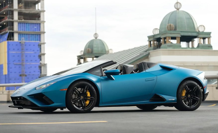 Lamborghini Huracán EVO Spyder — Blue