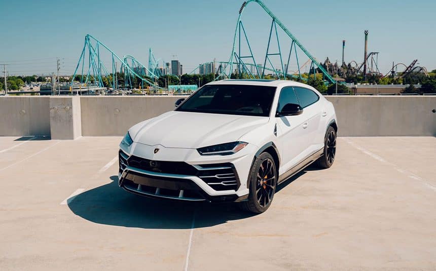 Lamborghini Urus — White